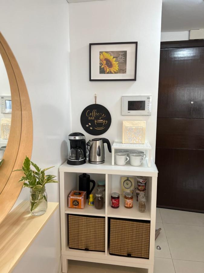 Telly'S Studio Across Naia3 مانيلا المظهر الخارجي الصورة